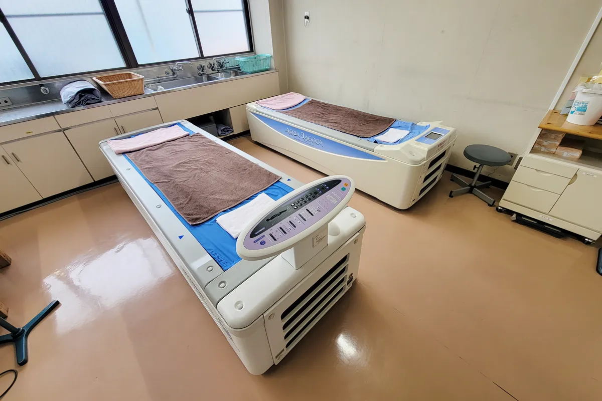 1階リハビリ室(治療器)